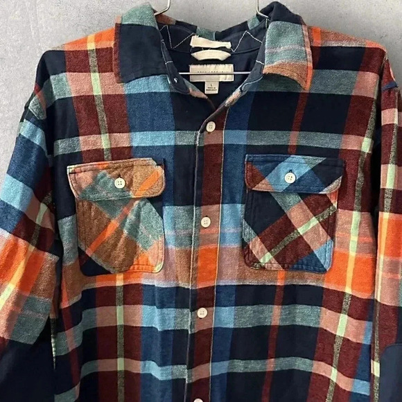 Free Assembly Men's long sleeve flannel size Large, pockets and elbow patches - Picture 6 of 16